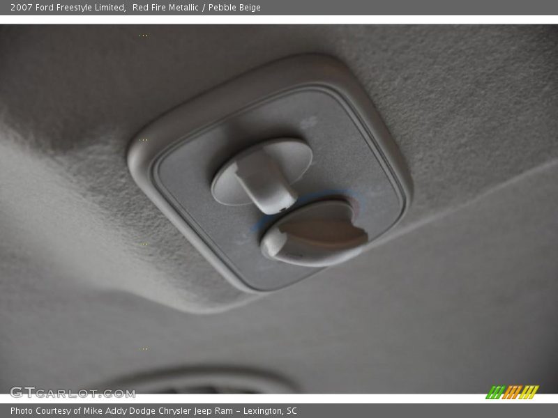 Red Fire Metallic / Pebble Beige 2007 Ford Freestyle Limited