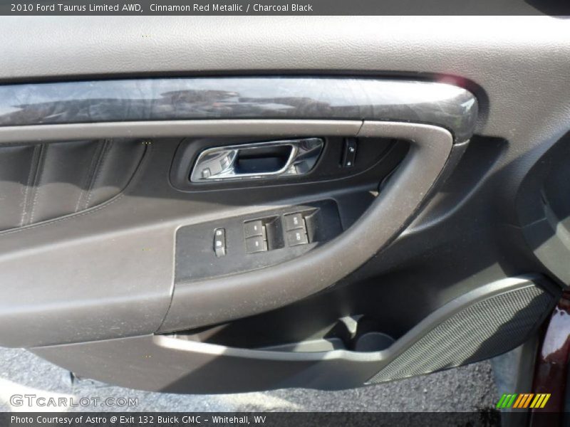 Door Panel of 2010 Taurus Limited AWD