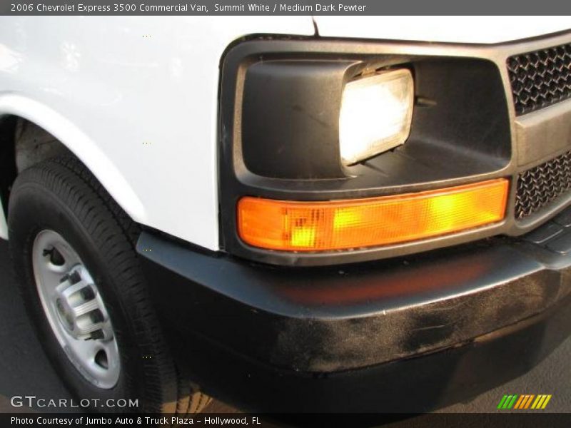 Summit White / Medium Dark Pewter 2006 Chevrolet Express 3500 Commercial Van
