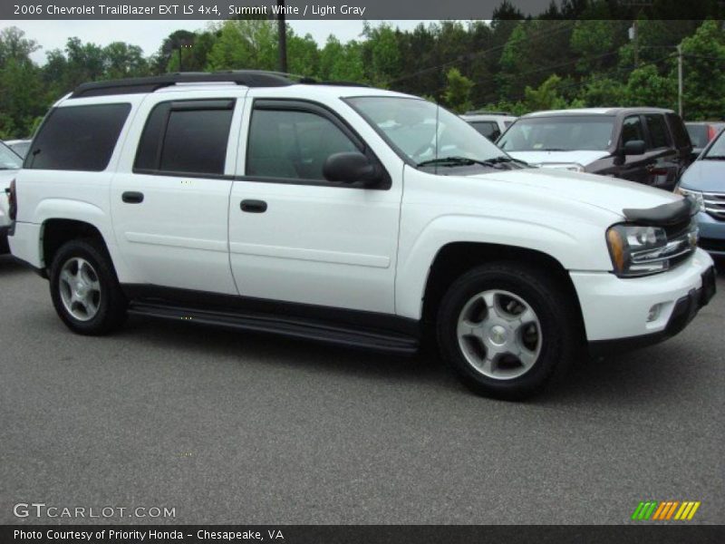 Summit White / Light Gray 2006 Chevrolet TrailBlazer EXT LS 4x4