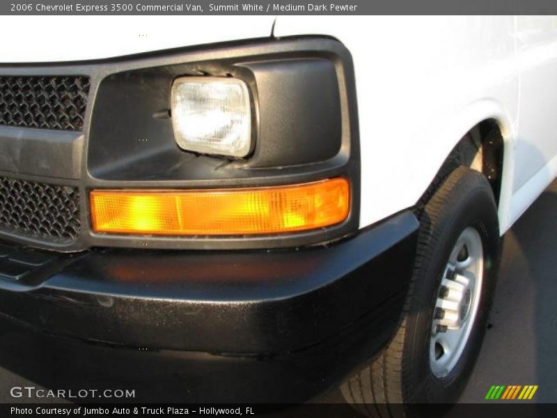 Summit White / Medium Dark Pewter 2006 Chevrolet Express 3500 Commercial Van