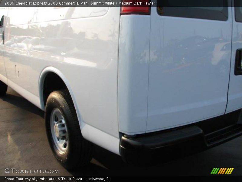 Summit White / Medium Dark Pewter 2006 Chevrolet Express 3500 Commercial Van