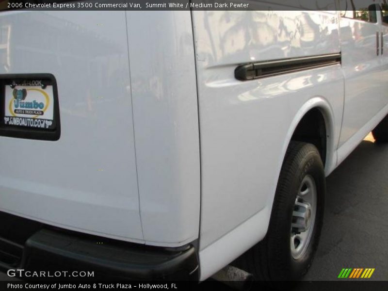 Summit White / Medium Dark Pewter 2006 Chevrolet Express 3500 Commercial Van