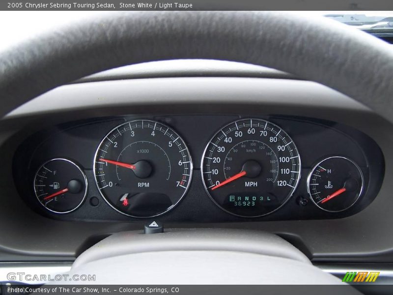 Stone White / Light Taupe 2005 Chrysler Sebring Touring Sedan
