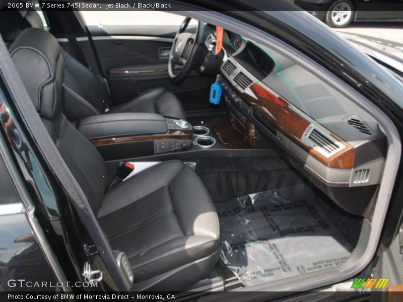 Jet Black / Black/Black 2005 BMW 7 Series 745i Sedan