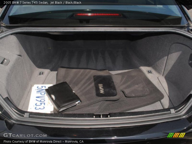 Jet Black / Black/Black 2005 BMW 7 Series 745i Sedan