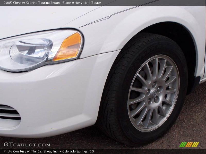 Stone White / Light Taupe 2005 Chrysler Sebring Touring Sedan