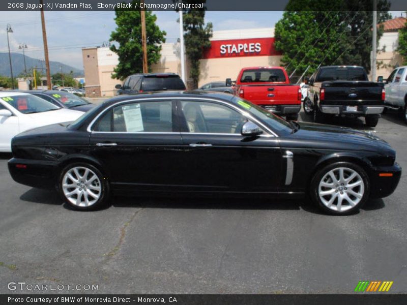Ebony Black / Champagne/Charcoal 2008 Jaguar XJ Vanden Plas