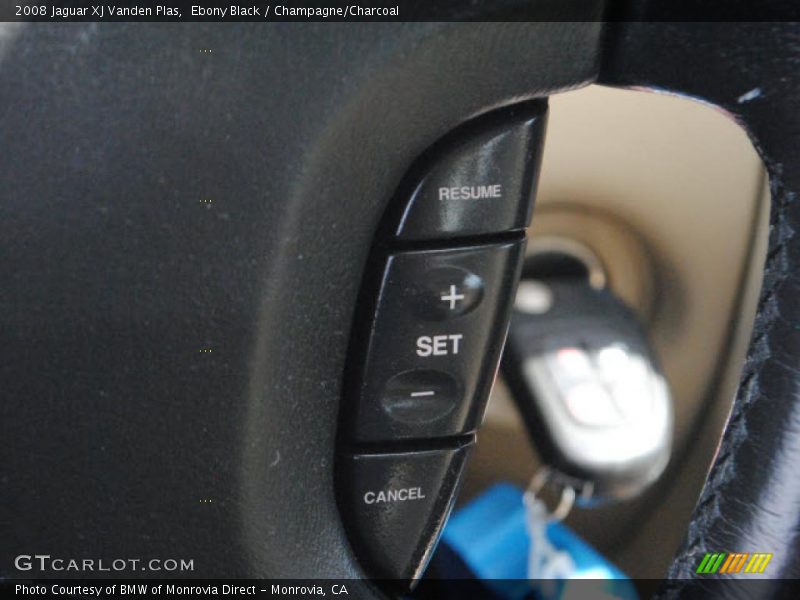 Ebony Black / Champagne/Charcoal 2008 Jaguar XJ Vanden Plas