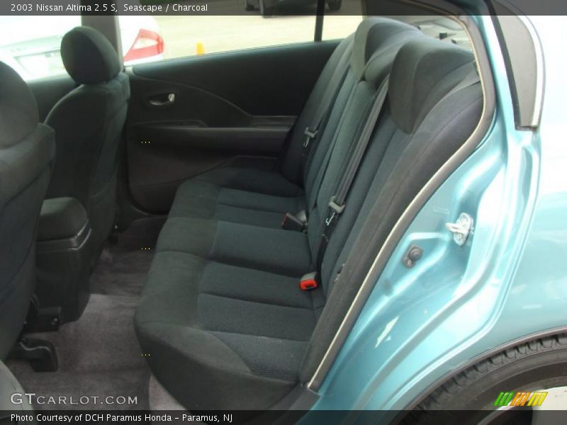  2003 Altima 2.5 S Charcoal Interior