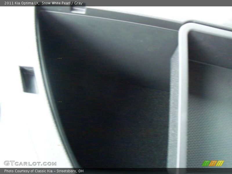 Snow White Pearl / Gray 2011 Kia Optima LX