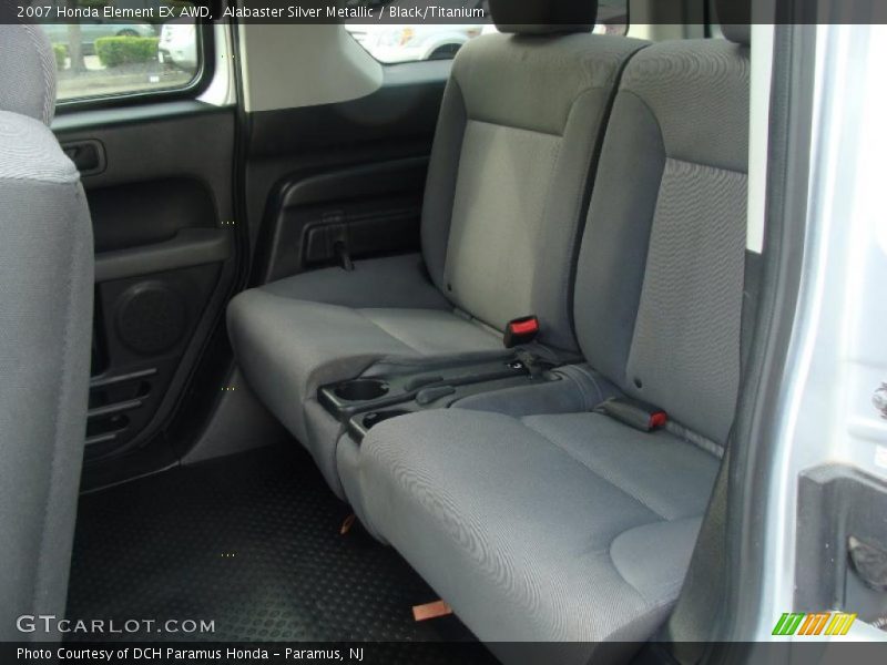 Alabaster Silver Metallic / Black/Titanium 2007 Honda Element EX AWD