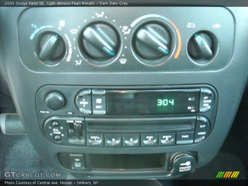 Light Almond Pearl Metallic / Dark Slate Gray 2003 Dodge Neon SE