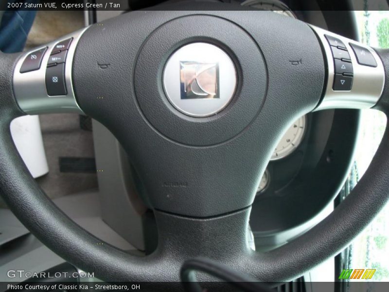 Cypress Green / Tan 2007 Saturn VUE