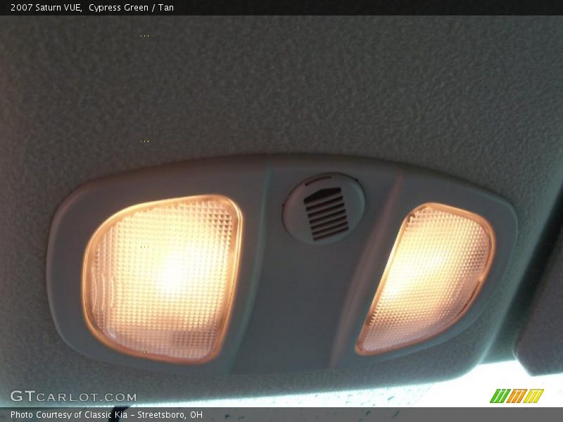 Cypress Green / Tan 2007 Saturn VUE