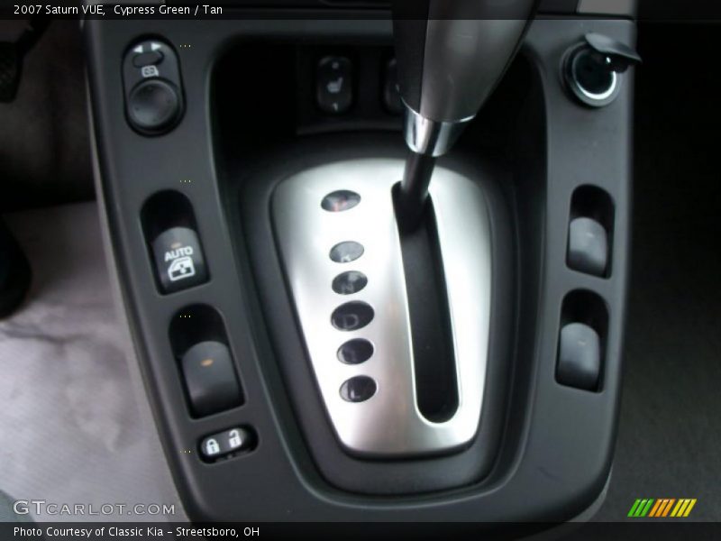 Cypress Green / Tan 2007 Saturn VUE