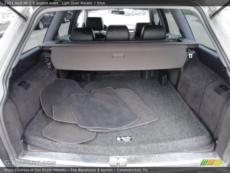  2001 A6 2.8 quattro Avant Trunk