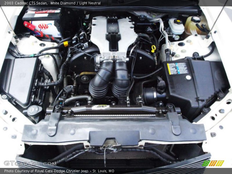 White Diamond / Light Neutral 2003 Cadillac CTS Sedan