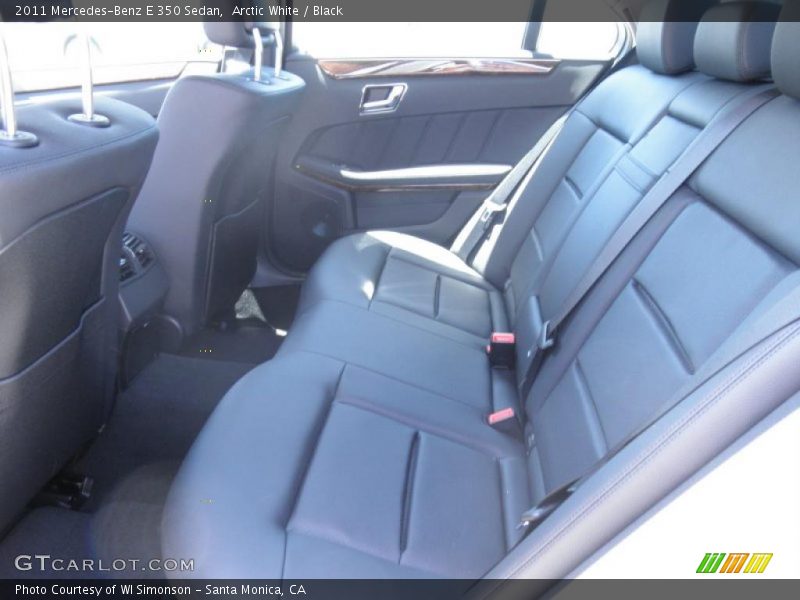 Arctic White / Black 2011 Mercedes-Benz E 350 Sedan