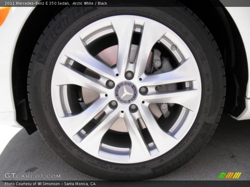 Arctic White / Black 2011 Mercedes-Benz E 350 Sedan