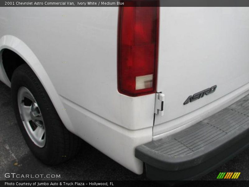 Ivory White / Medium Blue 2001 Chevrolet Astro Commercial Van