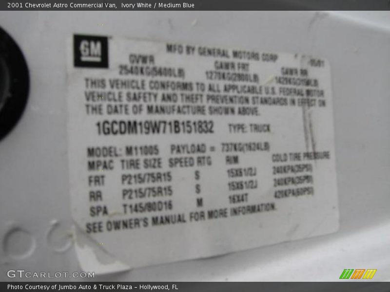 Ivory White / Medium Blue 2001 Chevrolet Astro Commercial Van