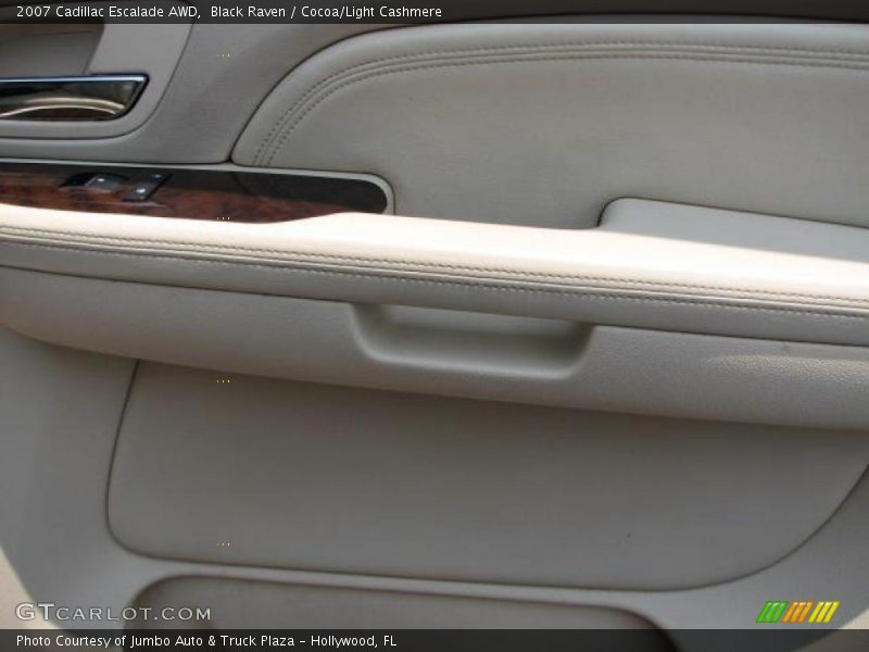 Black Raven / Cocoa/Light Cashmere 2007 Cadillac Escalade AWD