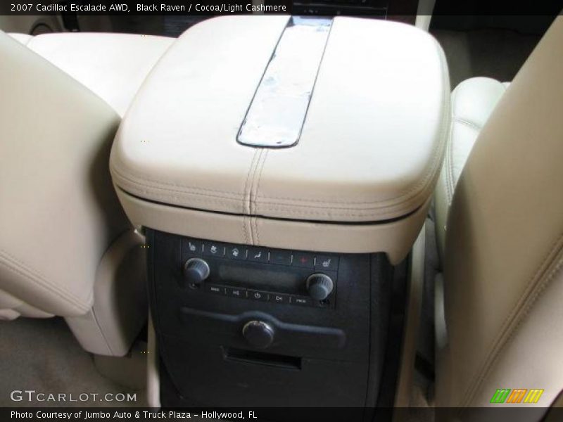 Black Raven / Cocoa/Light Cashmere 2007 Cadillac Escalade AWD
