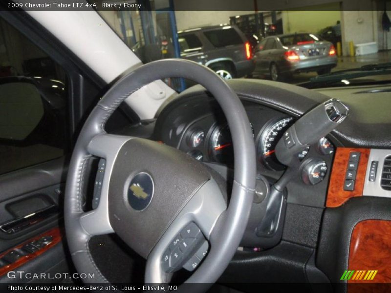 Black / Ebony 2009 Chevrolet Tahoe LTZ 4x4
