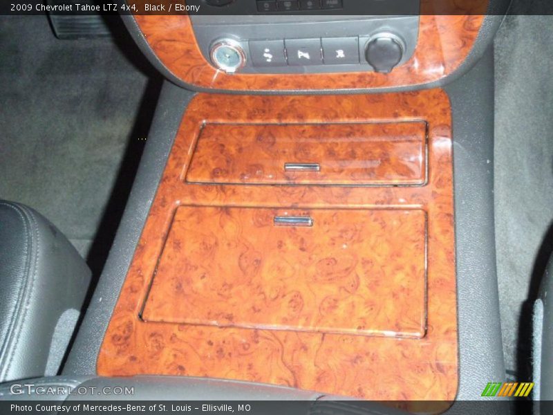 Black / Ebony 2009 Chevrolet Tahoe LTZ 4x4