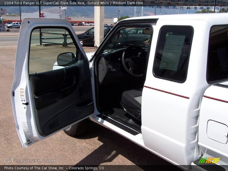 Oxford White / Medium Dark Flint 2004 Ford Ranger XLT SuperCab Flare Side 4x4