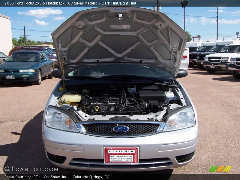 CD Silver Metallic / Dark Flint/Light Flint 2005 Ford Focus ZX5 S Hatchback