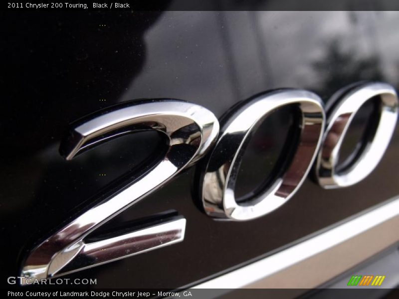 Black / Black 2011 Chrysler 200 Touring