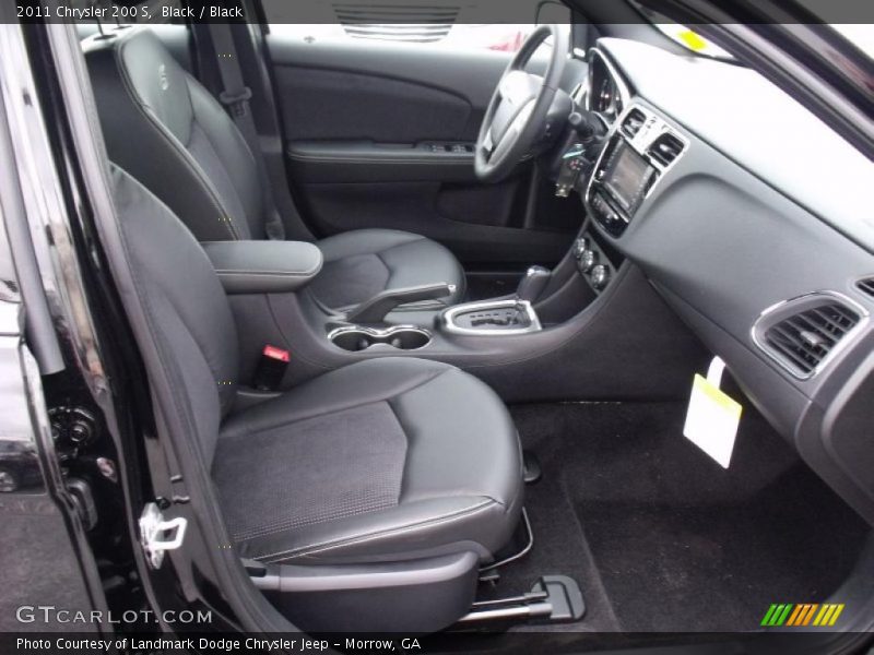  2011 200 S Black Interior