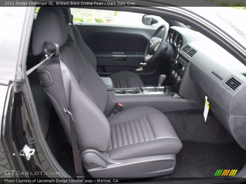 Brilliant Black Crystal Pearl / Dark Slate Gray 2011 Dodge Challenger SE