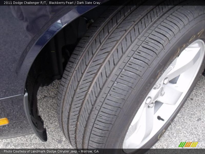 Blackberry Pearl / Dark Slate Gray 2011 Dodge Challenger R/T
