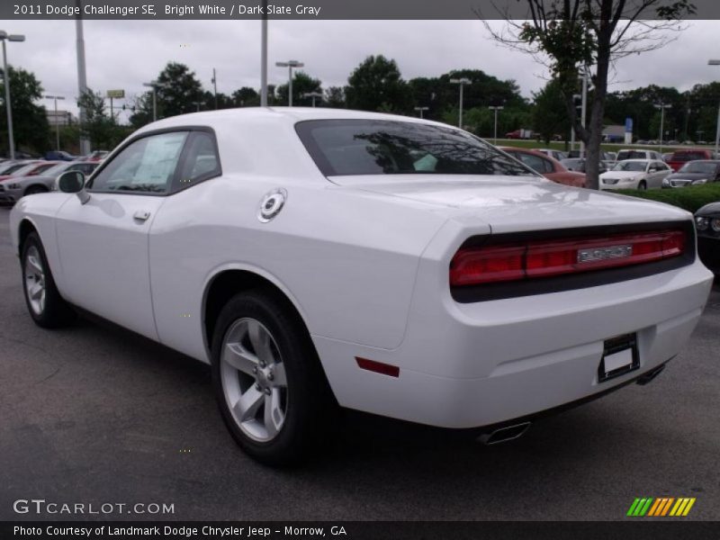Bright White / Dark Slate Gray 2011 Dodge Challenger SE