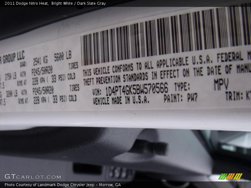 Bright White / Dark Slate Gray 2011 Dodge Nitro Heat