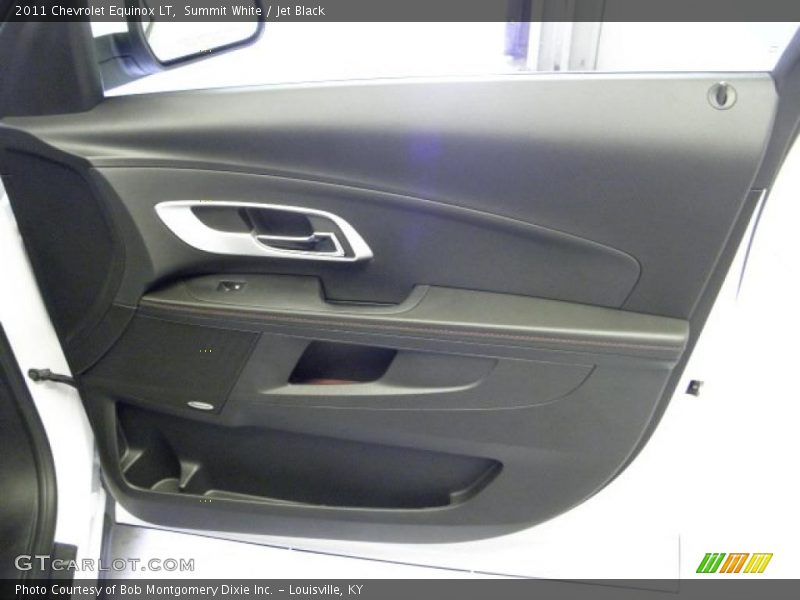 Summit White / Jet Black 2011 Chevrolet Equinox LT
