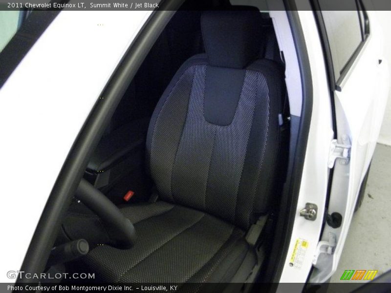 Summit White / Jet Black 2011 Chevrolet Equinox LT