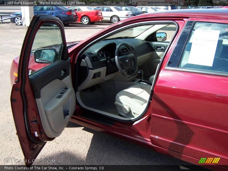 Merlot Metallic / Light Stone 2007 Ford Fusion S