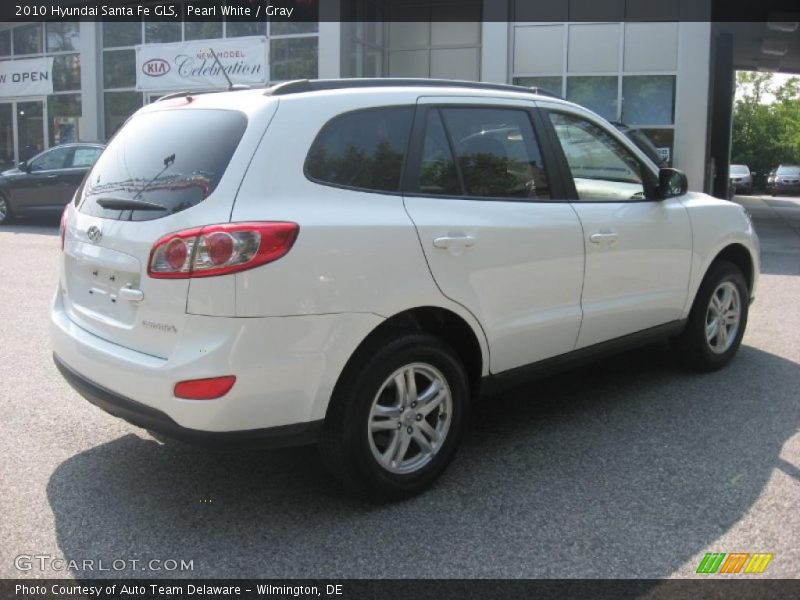 Pearl White / Gray 2010 Hyundai Santa Fe GLS