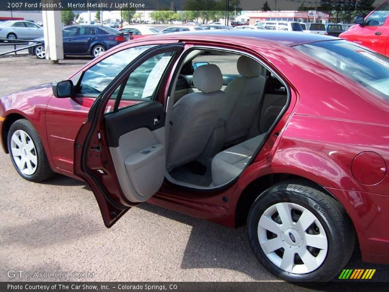 Merlot Metallic / Light Stone 2007 Ford Fusion S