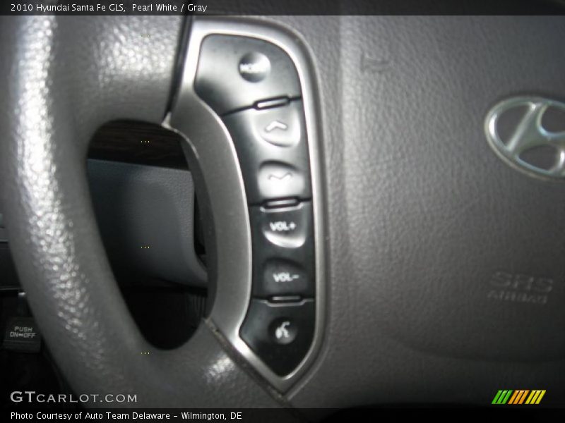 Pearl White / Gray 2010 Hyundai Santa Fe GLS