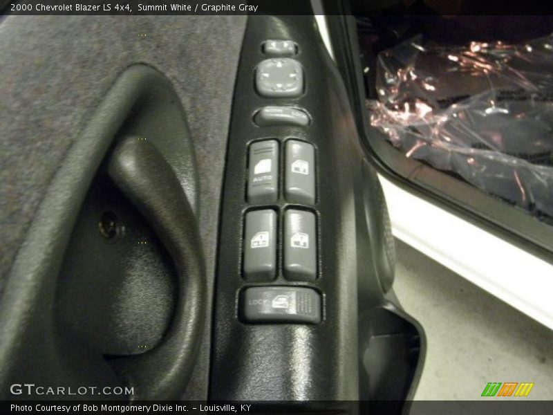 Summit White / Graphite Gray 2000 Chevrolet Blazer LS 4x4