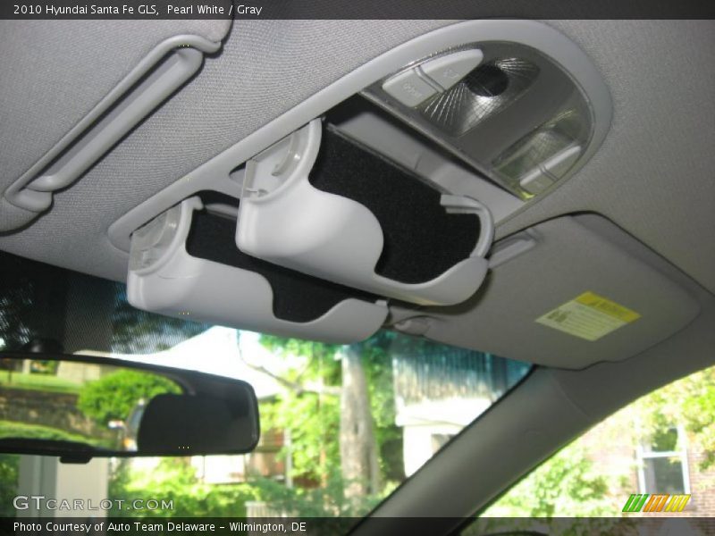 Pearl White / Gray 2010 Hyundai Santa Fe GLS