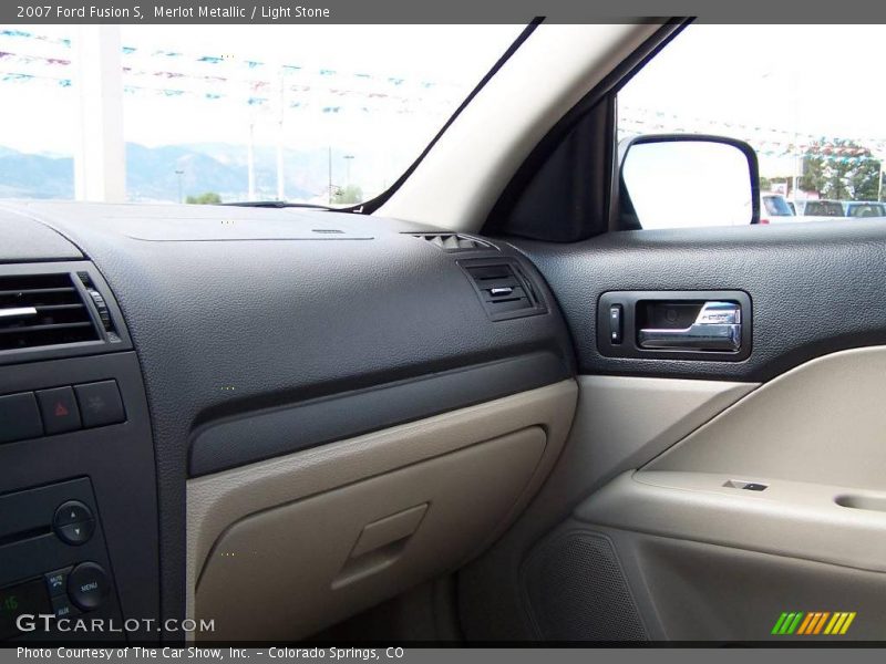 Merlot Metallic / Light Stone 2007 Ford Fusion S