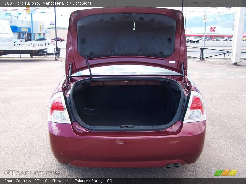 Merlot Metallic / Light Stone 2007 Ford Fusion S