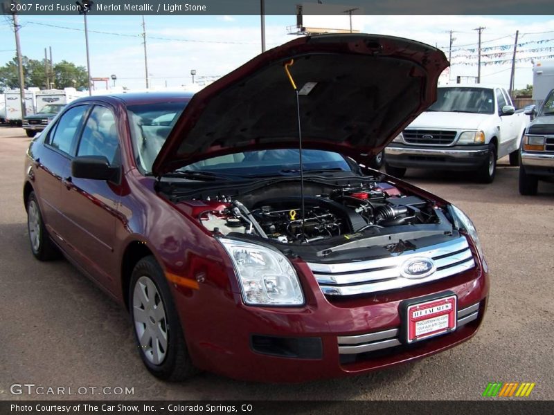 Merlot Metallic / Light Stone 2007 Ford Fusion S