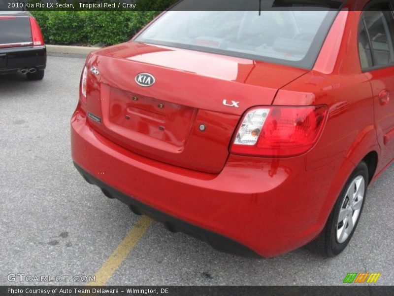 Tropical Red / Gray 2010 Kia Rio LX Sedan